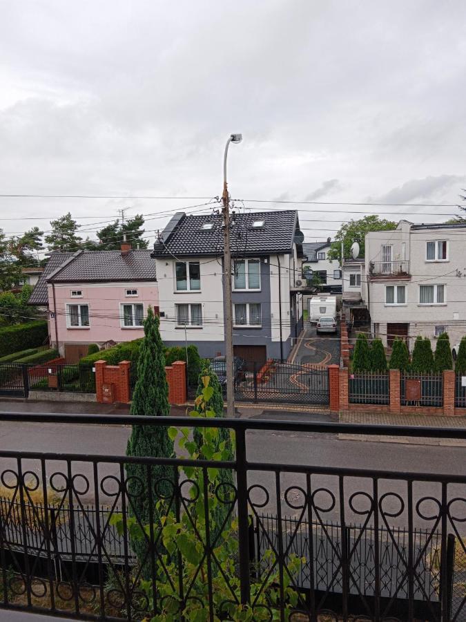 La Madriguera Bed & Breakfast Raszyn Bagian luar foto